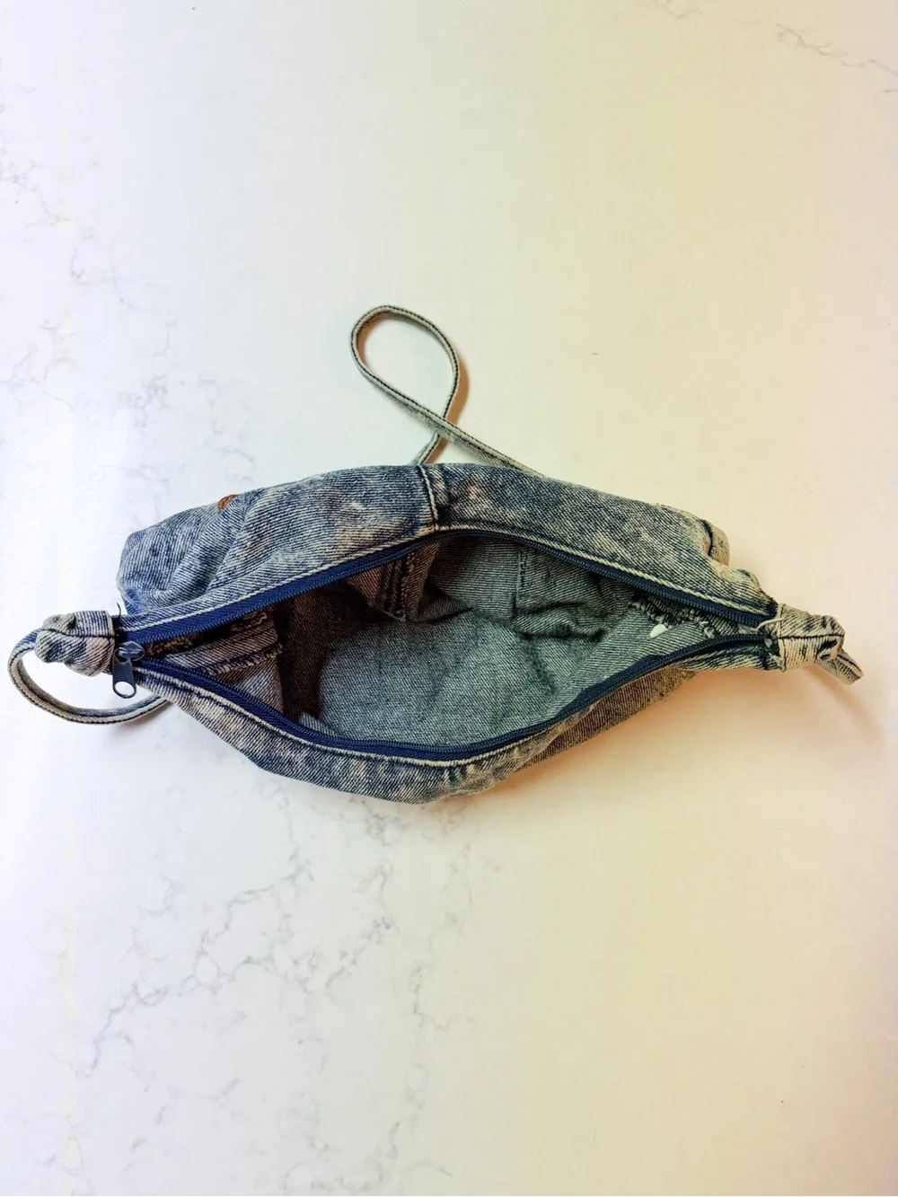Cool Blues 80’s acid wash hobo bag